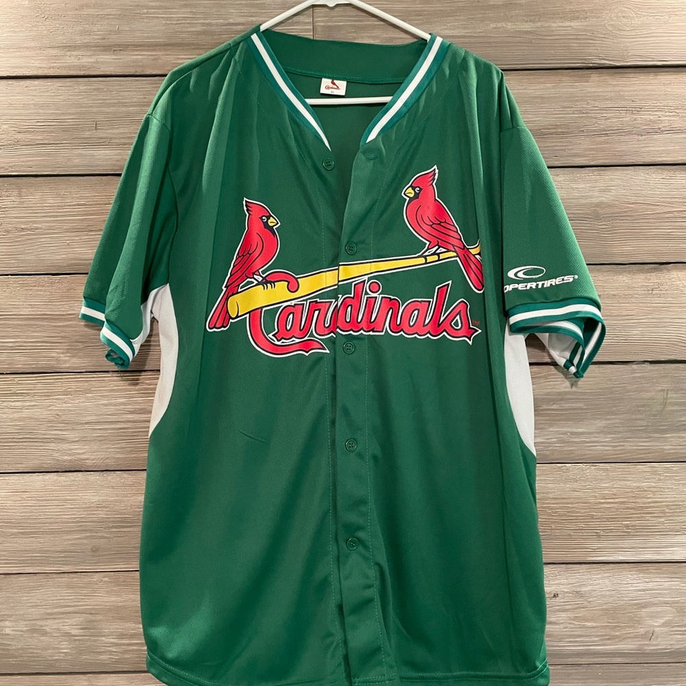 Cardinals jersey from Busch Stadium